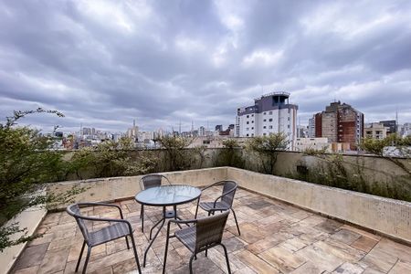 Apartamento à venda com 28m², 1 quarto e 1 vaga Apartamento à venda com 28m², 1 quarto e 1 vagaSolarium / Churrasqueira