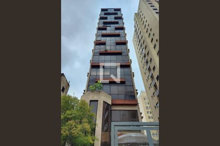 Apartamento à venda com 28m², 1 quarto e 1 vaga Apartamento à venda com 28m², 1 quarto e 1 vagaFachada