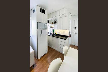 Apartamento à venda com 28m², 1 quarto e 1 vaga Apartamento à venda com 28m², 1 quarto e 1 vagaSala / Cozinha
