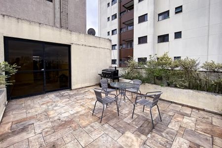 Apartamento à venda com 28m², 1 quarto e 1 vaga Apartamento à venda com 28m², 1 quarto e 1 vagaSolarium / Churrasqueira