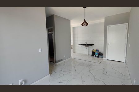 Sala de apartamento para alugar com 2 quartos, 48m² em Jardim Rodrigues Alves, Ferraz de Vasconcelos