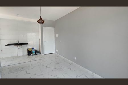 Sala de apartamento para alugar com 2 quartos, 48m² em Jardim Rodrigues Alves, Ferraz de Vasconcelos