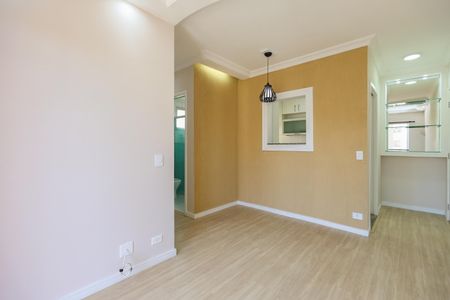Sala de apartamento para alugar com 2 quartos, 48m² em Jardim Ampliacao, São Paulo
