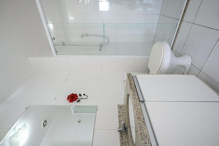 Apartamento para alugar com 74m², 2 quartos e 1 vagaBanheiro