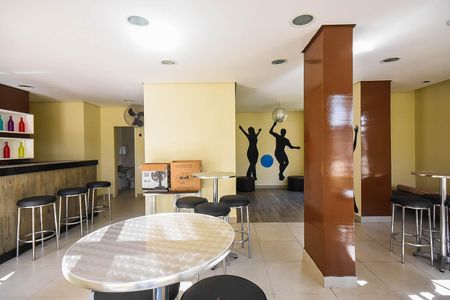 Apartamento para alugar com 74m², 2 quartos e 1 vagaSalão de Festa 2