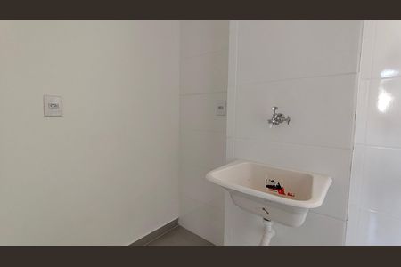 Apartamento para alugar com 2 quartos, 39m² em Jardim Santa Lucrecia, São Paulo
