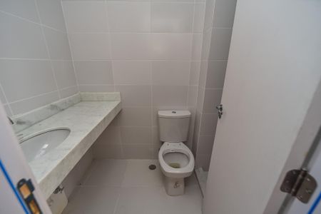 Casa de condomínio à venda com 180m², 3 quartos e 2 vagasBanheiro Social