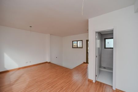 Casa de condomínio à venda com 180m², 3 quartos e 2 vagasCobertura