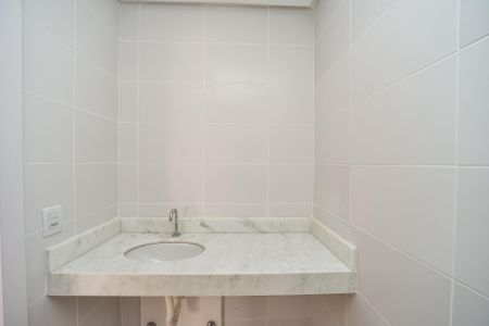 Casa de condomínio à venda com 180m², 3 quartos e 2 vagasBanheiro Social