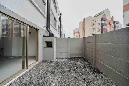 Casa de condomínio à venda com 180m², 3 quartos e 2 vagasÁrea Privativa Churrasqueira