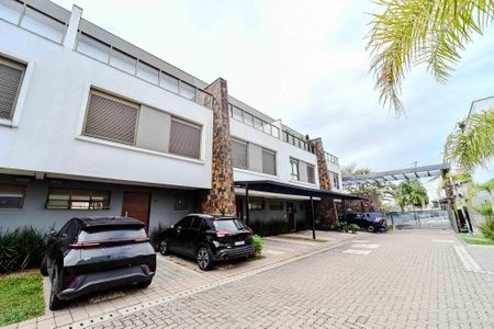 Casa de condomínio à venda com 180m², 3 quartos e 2 vagasFachada
