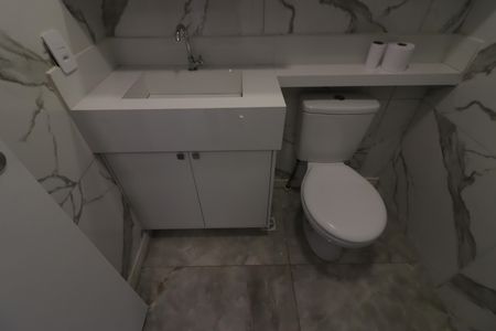 Banheiro de apartamento para alugar com 2 quartos, 40m² em Padroeira, Osasco