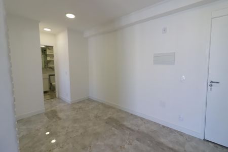 Sala de apartamento para alugar com 2 quartos, 40m² em Padroeira, Osasco