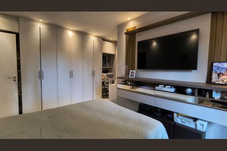 Casa de condomínio à venda com 300m², 4 quartos e 1 vaga Casa de condomínio à venda com 300m², 4 quartos e 1 vagaQuarto