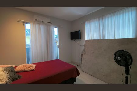 Casa de condomínio à venda com 300m², 4 quartos e 1 vaga Casa de condomínio à venda com 300m², 4 quartos e 1 vagaSuíte 3