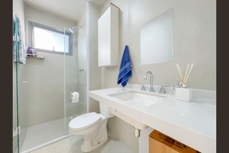 Banheiro da Suíte de apartamento para alugar com 3 quartos, 73m² em Bela Vista, Osasco