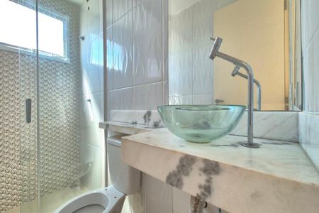 Apartamento para alugar com 58m², 3 quartos e 2 vagasBanheiro