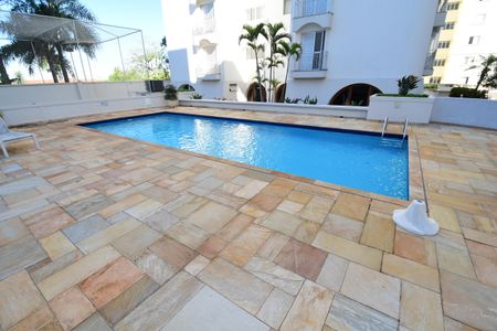 Apartamento à venda com 88m², 3 quartos e 2 vagasÁrea comum - Piscina