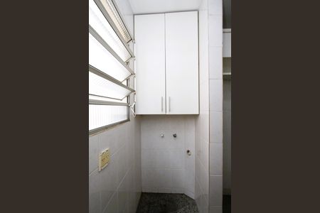 Apartamento à venda com 69m², 3 quartos e 1 vagaÁrea de Serviço