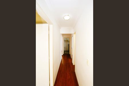 Apartamento à venda com 69m², 3 quartos e 1 vagaCorredor