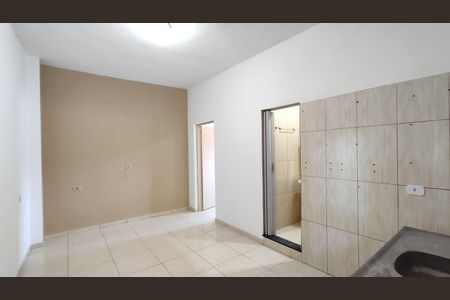 Sala / Cozinha de casa para alugar com 1 quarto, 40m² em Lageado, Ferraz de Vasconcelos