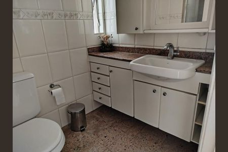 Apartamento à venda com 64m², 3 quartos e 1 vaga Apartamento à venda com 64m², 3 quartos e 1 vagaBanheiro