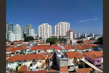 Apartamento à venda com 64m², 3 quartos e 1 vaga Apartamento à venda com 64m², 3 quartos e 1 vagaVaranda - vista