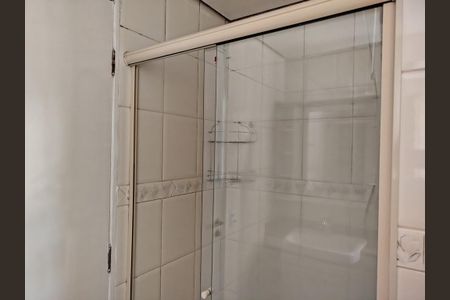 Apartamento à venda com 64m², 3 quartos e 1 vaga Apartamento à venda com 64m², 3 quartos e 1 vagaBanheiro
