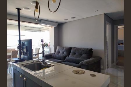 Apartamento à venda com 58m², 2 quartos e 1 vagaSala com cozinha americana