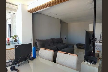 Apartamento à venda com 58m², 2 quartos e 1 vagaSala com cozinha americana