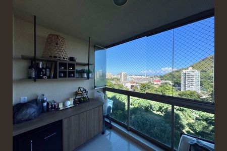 Apartamento para alugar com 98m², 3 quartos e 1 vagaVaranda