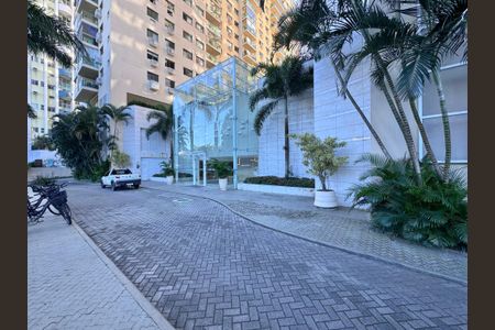 Apartamento para alugar com 98m², 3 quartos e 1 vagaFachada