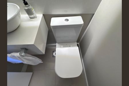 Apartamento para alugar com 98m², 3 quartos e 1 vagaLavabo