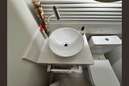 Apartamento para alugar com 98m², 3 quartos e 1 vagaLavabo