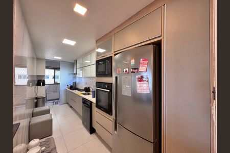 Apartamento para alugar com 98m², 3 quartos e 1 vagaCozinha e Área de Serviço