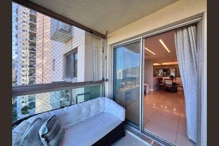 Apartamento para alugar com 98m², 3 quartos e 1 vagaVaranda