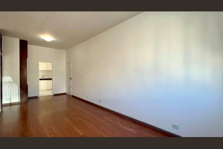 Apartamento à venda com 87m², 1 quarto e sem vaga Apartamento à venda com 87m², 1 quarto e sem vagaSala