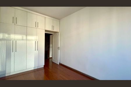 Apartamento à venda com 87m², 1 quarto e sem vaga Apartamento à venda com 87m², 1 quarto e sem vagaQuarto