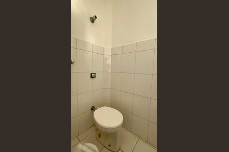 Apartamento à venda com 87m², 1 quarto e sem vaga Apartamento à venda com 87m², 1 quarto e sem vagaBanheiro de serviço