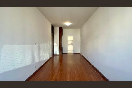 Apartamento à venda com 87m², 1 quarto e sem vaga Apartamento à venda com 87m², 1 quarto e sem vagaSala
