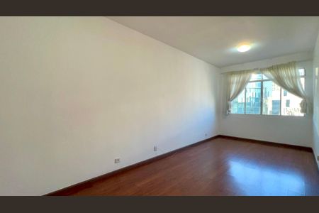 Apartamento à venda com 87m², 1 quarto e sem vaga Apartamento à venda com 87m², 1 quarto e sem vagaSala