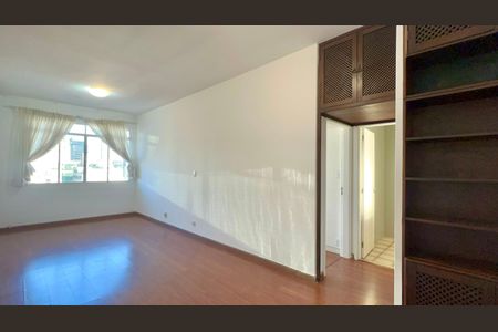 Apartamento à venda com 87m², 1 quarto e sem vaga Apartamento à venda com 87m², 1 quarto e sem vagaSala
