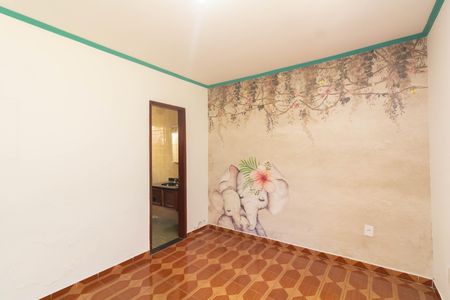 Casa à venda com 300m², 4 quartos e 4 vagasSuíte