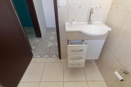 Casa à venda com 300m², 4 quartos e 4 vagasBanheiro 3