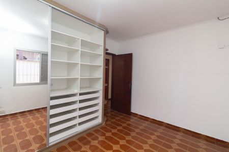 Casa à venda com 300m², 4 quartos e 4 vagasQuarto 2