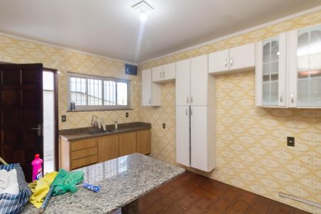 Casa à venda com 300m², 4 quartos e 4 vagasCozinha