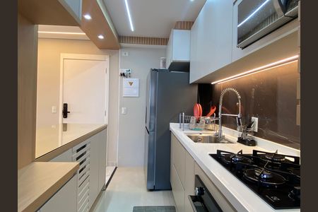 Apartamento à venda com 84m², 3 quartos e 2 vagas Apartamento à venda com 84m², 3 quartos e 2 vagasCozinha