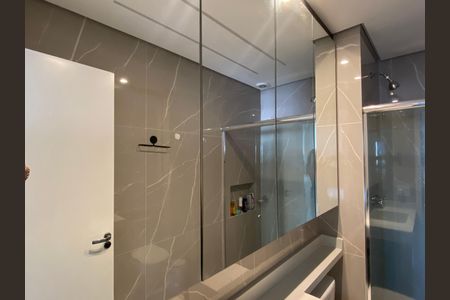 Apartamento à venda com 84m², 3 quartos e 2 vagas Apartamento à venda com 84m², 3 quartos e 2 vagasBanheiro 2