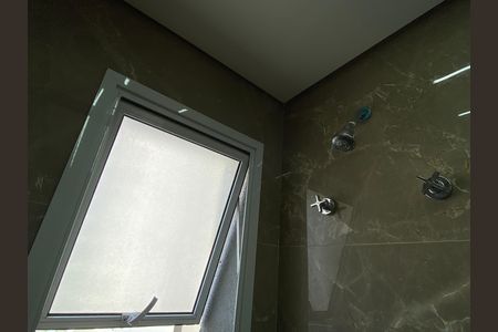 Apartamento à venda com 84m², 3 quartos e 2 vagas Apartamento à venda com 84m², 3 quartos e 2 vagasBanheiro da Suíte