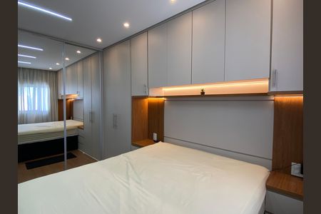 Apartamento à venda com 84m², 3 quartos e 2 vagas Apartamento à venda com 84m², 3 quartos e 2 vagasBanheiro da Suíte